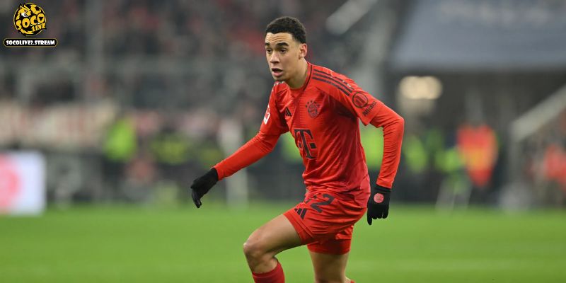 Jamal Musiala sơ hữu khả năng rê bóng điệu nghệ